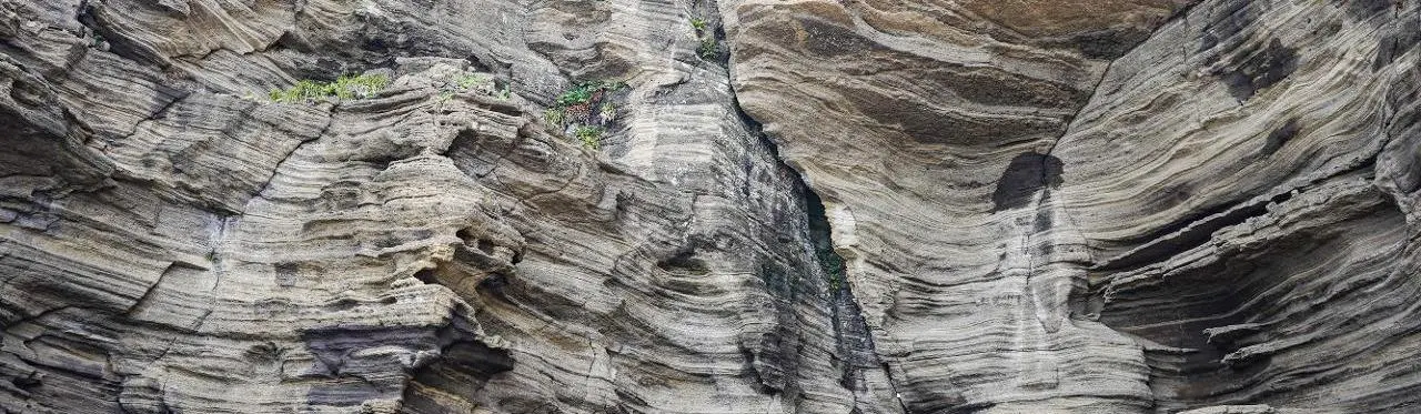 济州龙头海岸层叠岩壁